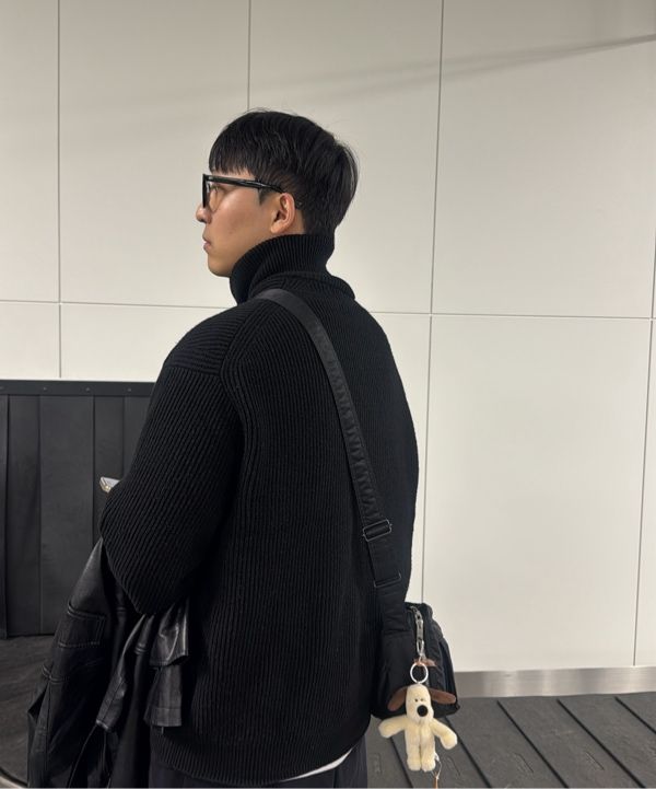 MUSINSA | MUSINSA STANDARD Relaxed Ribbed Knit Zip-Up [Black]