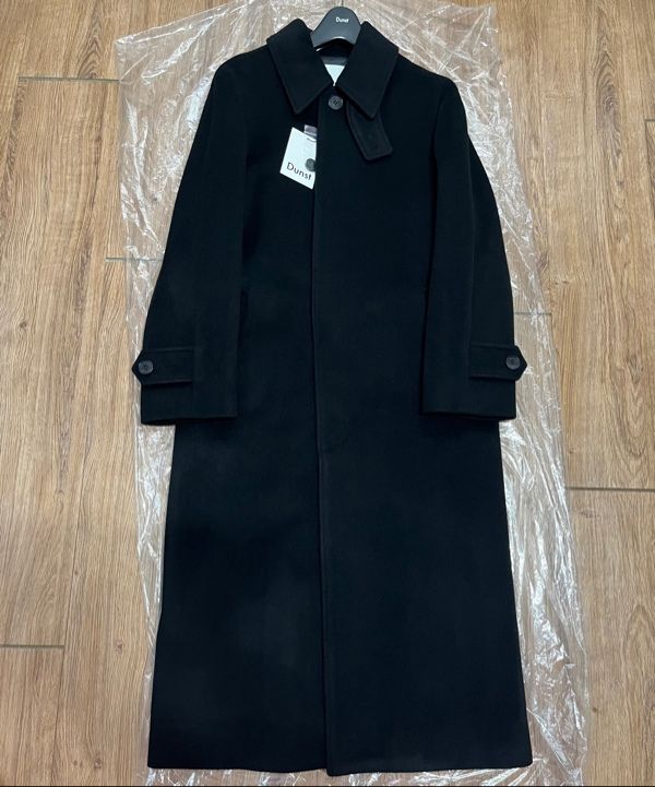 ジャケット・アウター DUNST UNISEX BELTED WOOL MAC COAT BLACK DUNST