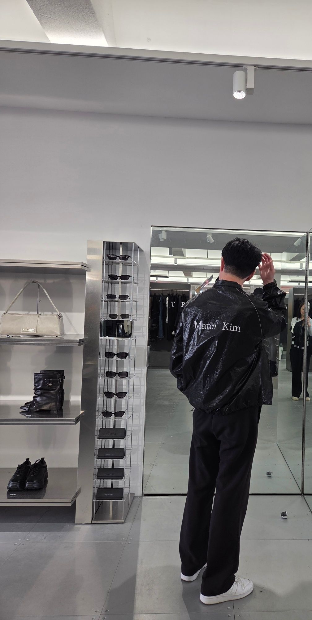 MUSINSA公式 | MATIN KIM MATIN KIM LOGO COATING JUMPER IN NAVY