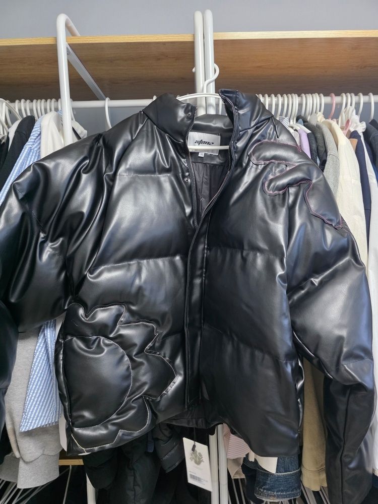 MUSINSA | XTONZ XJ88 Camellia Flower Leather Puffer jacket (BLACK)