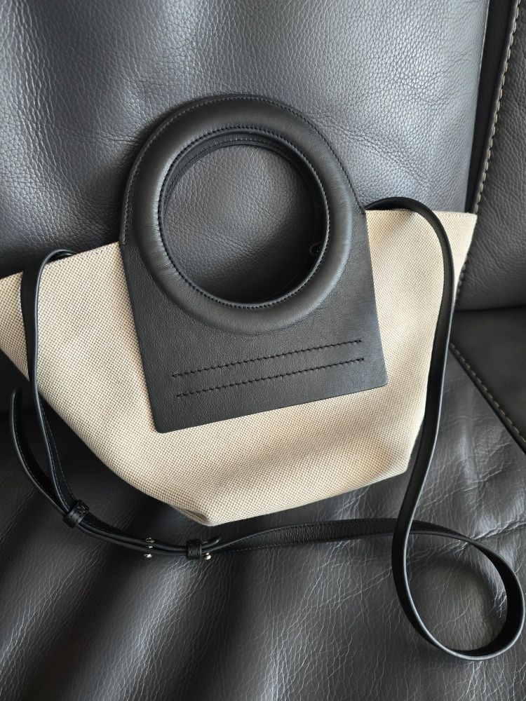★HEREU★ Mini Color Tote Bag Beige Black WBS21CAMI001 MUSINSA公式 | HEREU Mini Color Tote Bag - Beige: Black