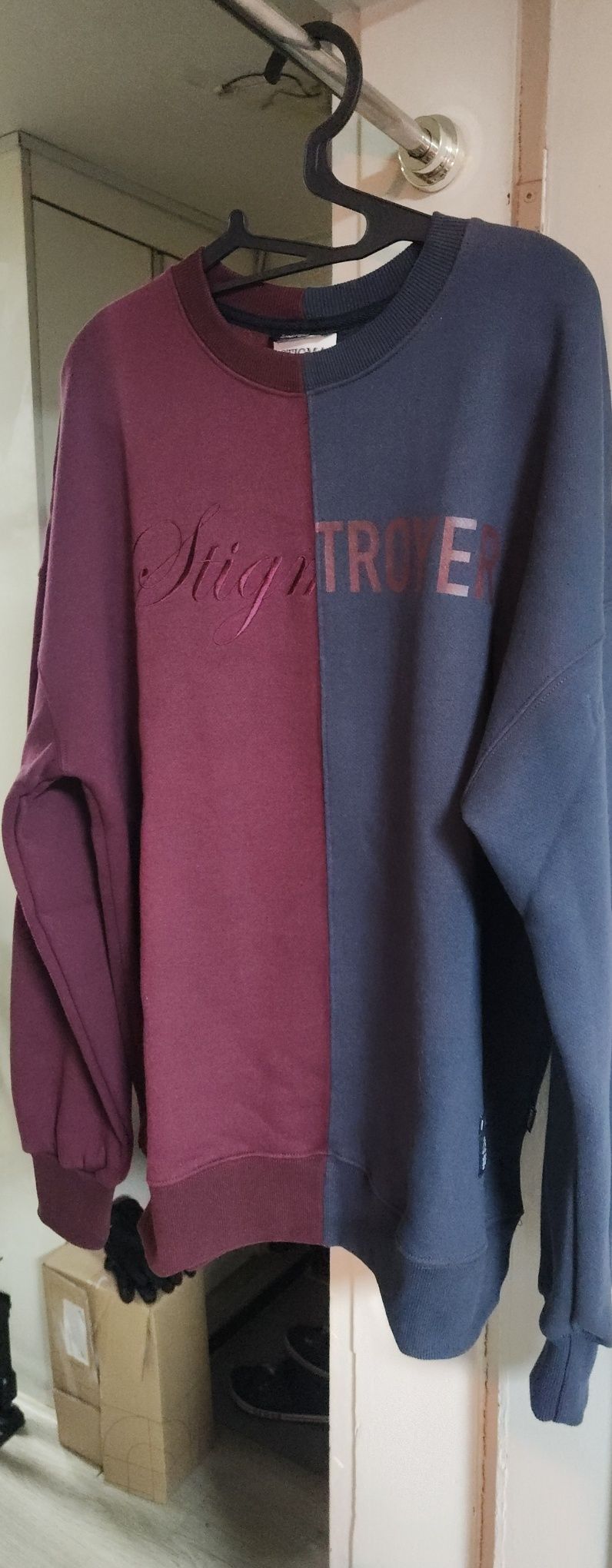 MUSINSA | STIGMA 22 HALF COLOR OVERSIZED HEAVY SWEAT