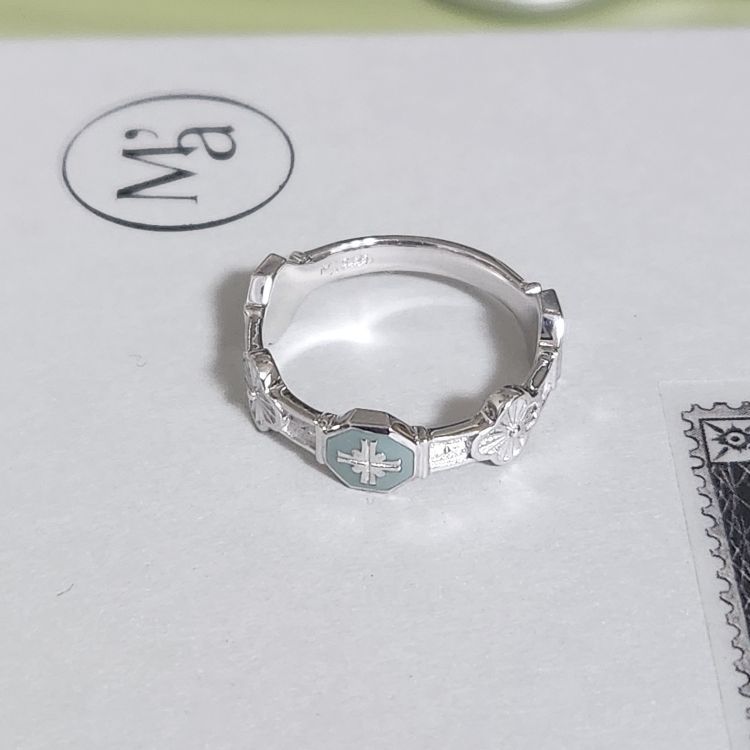 MUSINSA公式 | MUSEE.ART Cross Angle Flower Miss Ring - Sky Blue
