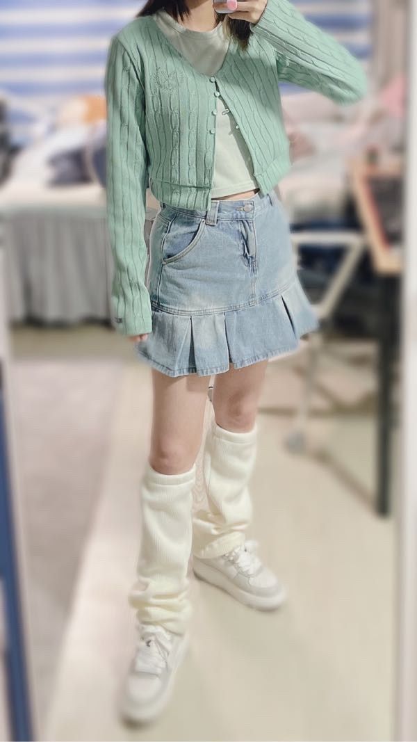 MUSINSA | KIRSH Cherry Pleated Denim Skirt [Dark Blue]