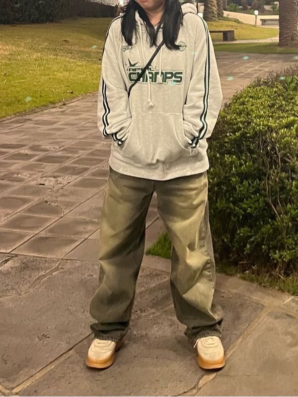 BORN CHAMPS★APRIL CHAMPS HOODIE B23ST01 BORN CHAMPS☆APRIL CHAMPS HOODIE B23ST01 (Born Champs