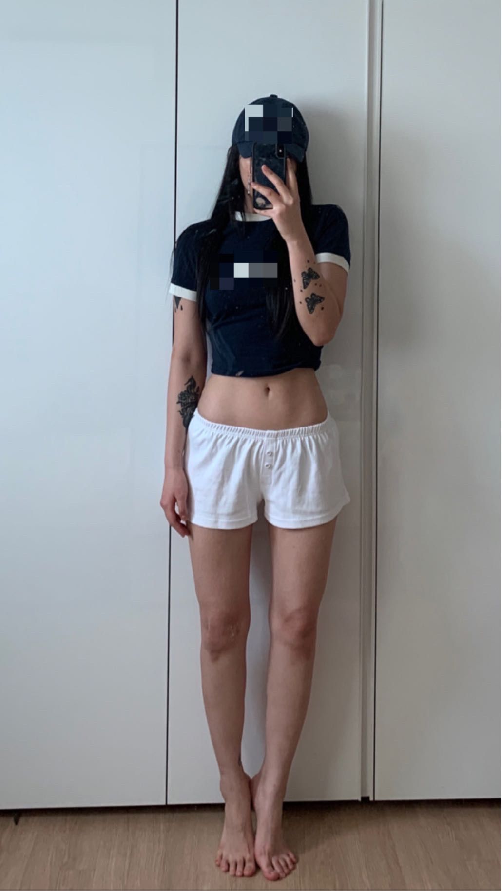 MUSINSA | GLOWNY BUTTON FLY MINI SHORTS (BLACK)
