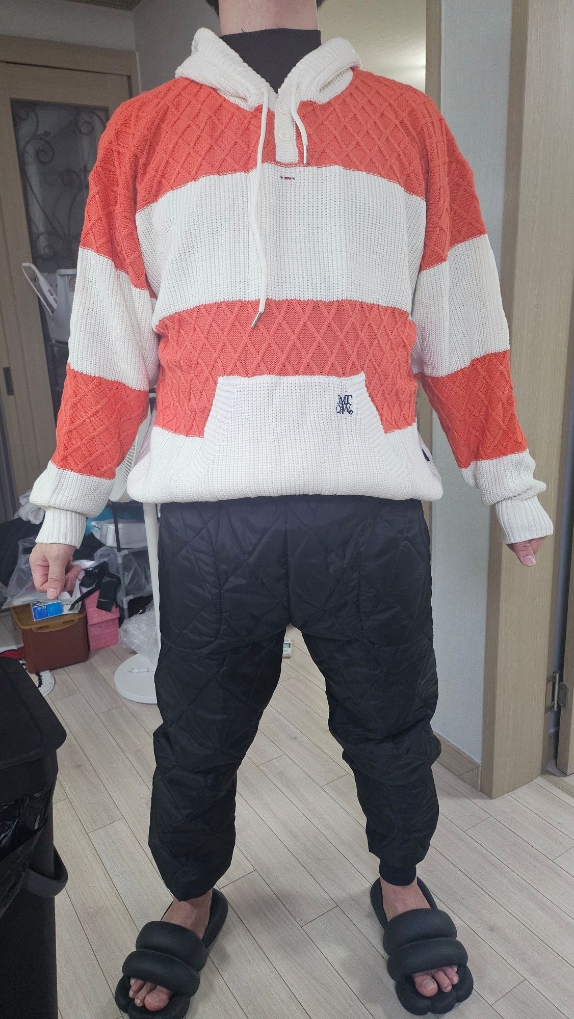 [ROMANTIC CROWN]★STRIPE KNIT BLOUSON MUSINSA | ROMANTIC CROWN Stripe Ribbed Knit Hoodie_Oatmeal