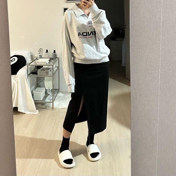 MUSINSA公式 | PRENDA 2023 SPORTY LOGO COLLARED SWEATSHIRT NAVY