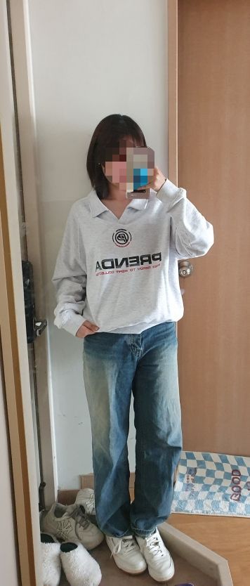 ●PRENDA●2023 SPORTY LOGO COLLARED SWEATSHIRT 男女兼用 MUSINSA公式 | PRENDA 2023 SPORTY LOGO COLLARED SWEATSHIRT NAVY