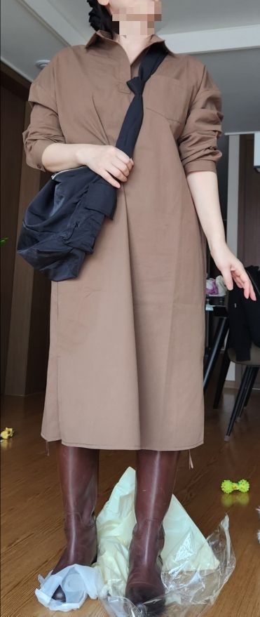 MUSINSA | PAPERBOY Minimal Pocket Shoulder Bag - Brown
