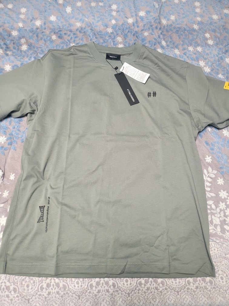 BEENTRILL■Green taping hashtag Overfit T-shirt■送料込 BEENTRILL Green Taping Hashtag Overfit Tee – ETRENDIPOH(SDNBHD)