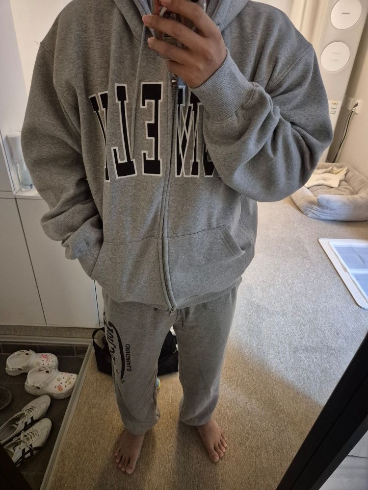 【値下げ中】NOHANT LONELY ジップアップパーカー グレー 値下げ中】NOHANT LONELY ジップアップパーカー グレー