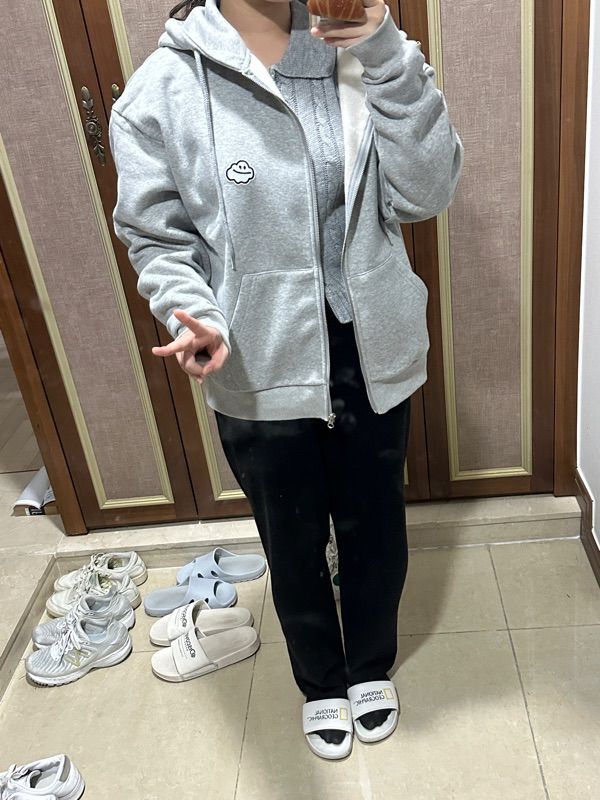[GRAVER]★CLOUD SMILE EMBROIDERY HOODIE UNISEX] Cloud Smile Embroidery Hoodie Zip-up - GRAVER | 60