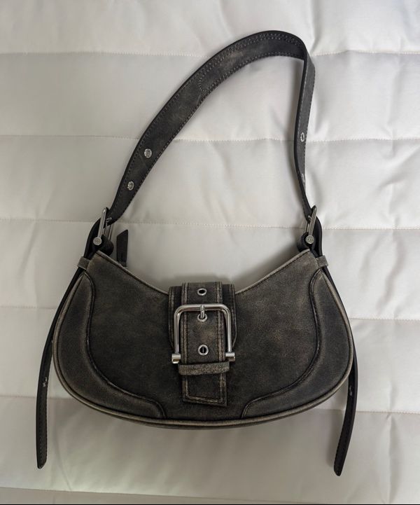 MUSINSA公式 | OSOI HOBO BROCLE [VINTAGE BROWN]