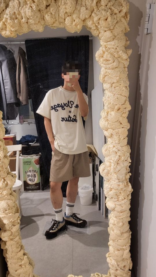 MUSINSA | SATUR Satur Logo Embroidered Voyage Short Sleeve T