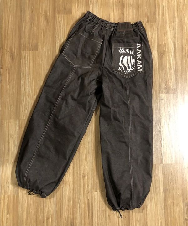 MUSINSA公式 | AAKAM Knee Pin-tuck Printed Denim Pants (Brown)