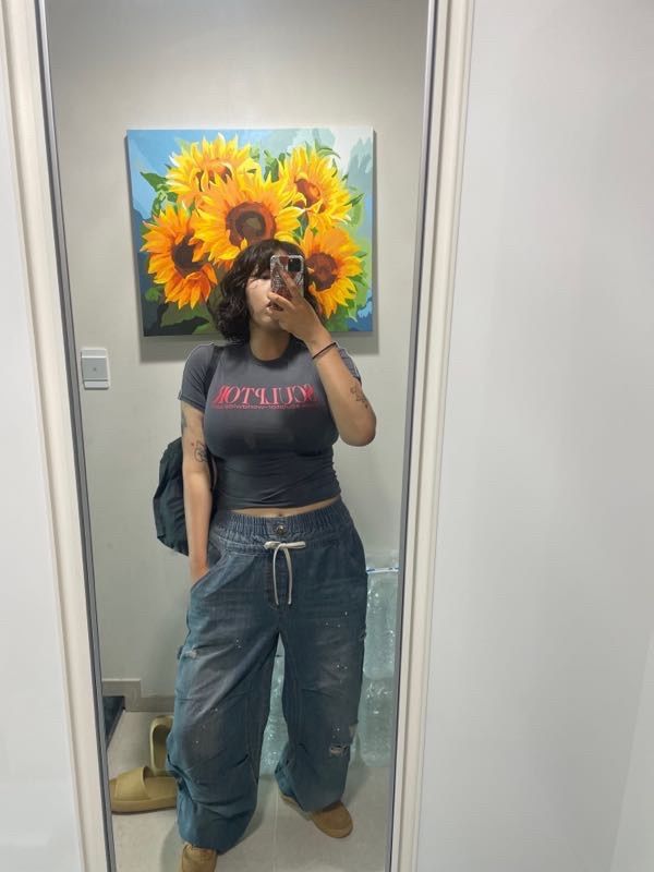 ★SCULPTOR★ Classic Logo Piping Crop Top Charcoal SC23S244C MUSINSA | SCULPTOR Classic Logo Piping Crop Top Charcoal