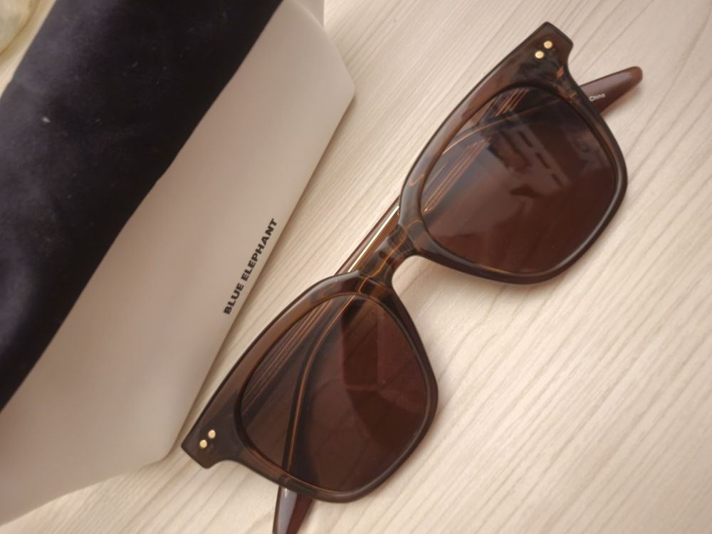 Blue elephant サングラスDeps brown crystal Designer fashion, Seoul-fully created | W Concept