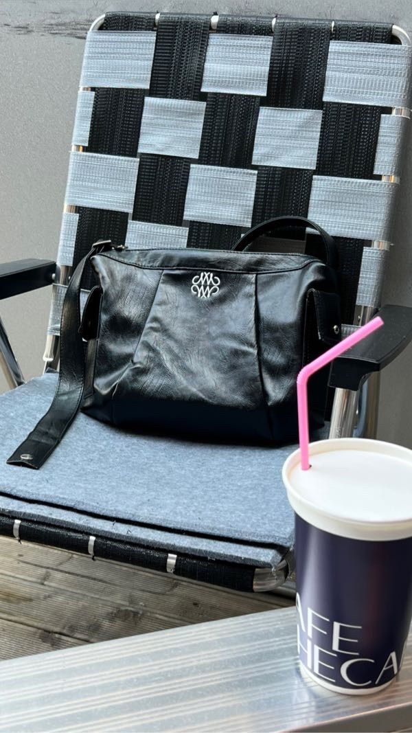 ★NlCK&NlCOLE★ NICOLE HOBO PADDING BAG_2 COLOR Nail Polish Hobo Bag, Spacious and Effortlessly Chic with V