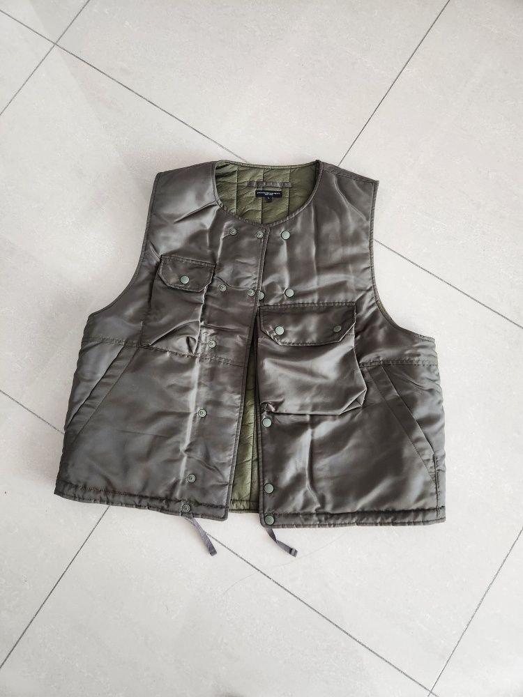 【美品】ENGINEERED GARMENTS Cover Vest オリーブ Engineered Garments Cover Vest Olive Cotton Ripstop - Made in USA