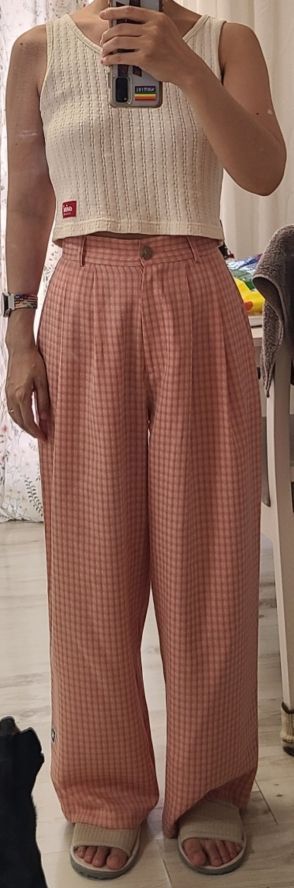 MUSINSA | SCULPTOR Check Pin Tuck Pants Green