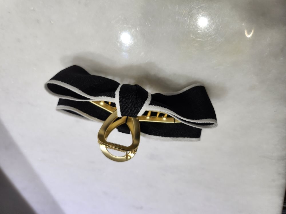 【TATIANA】Black Swan Ribbon Hair Pin 韓国 ヘアアクセサリー TATIANA☆Black Swan Ribbon Hair pin ヘアピン☆送料関税込