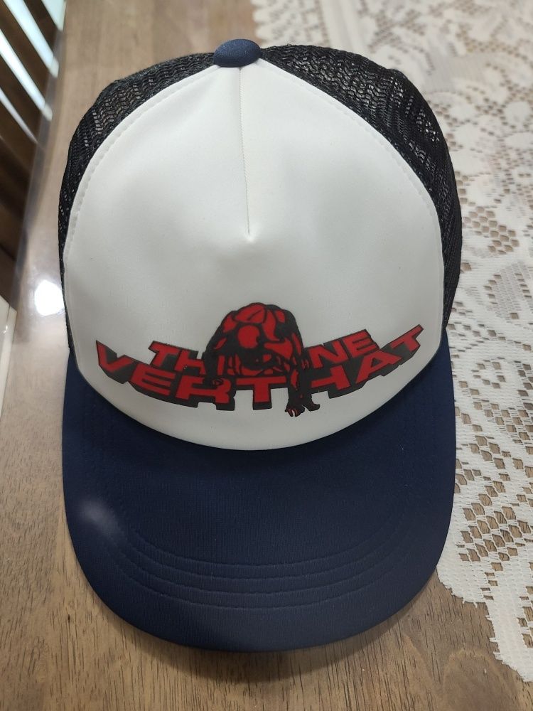 MUSINSA公式 | thisisneverthat® First Man Title Mesh Trucker