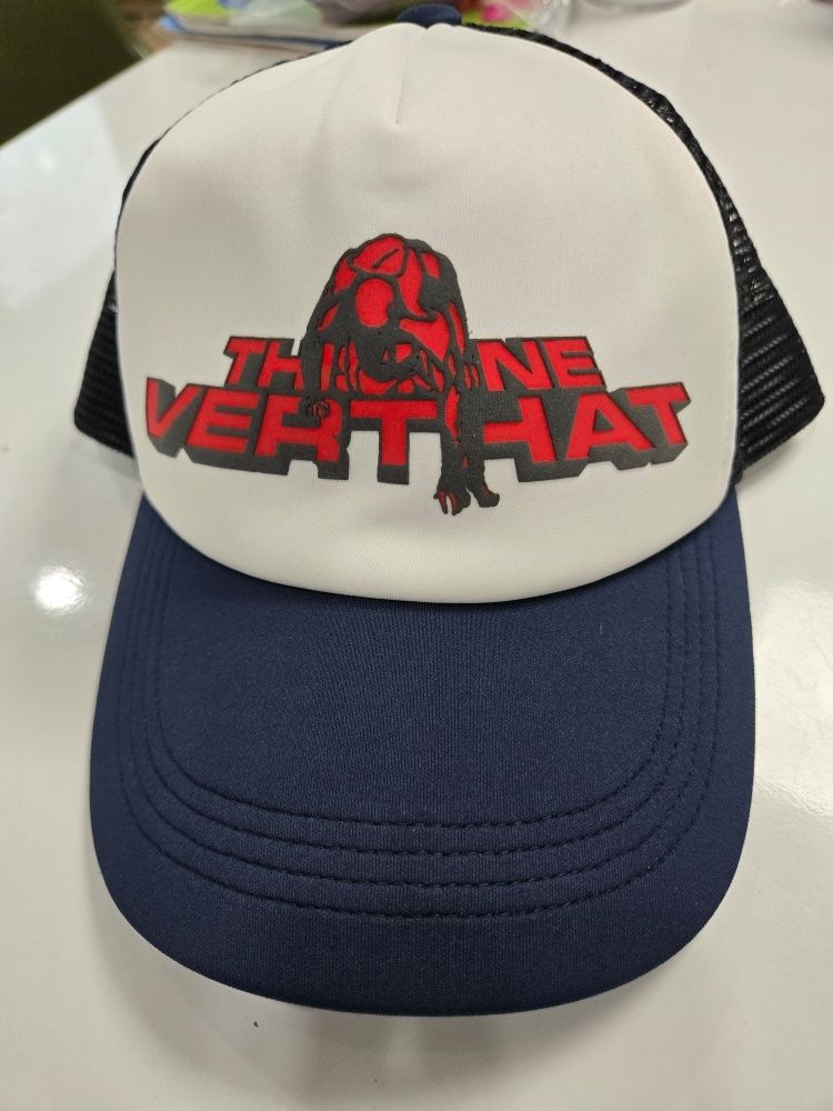thisisneverthat * First Man Title Mesh Trucker Cap キャップ Weekends Chengdu - THISISNEVERTHAT First Man Title Mesh