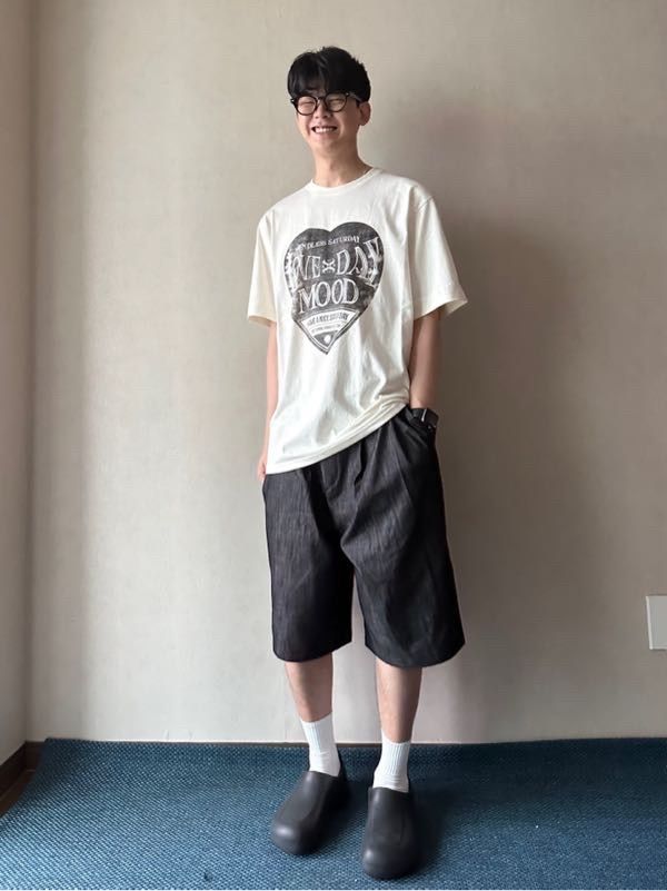 MUSINSA | SATUR Saturday Retro Mood Graphic Short Sleeve T