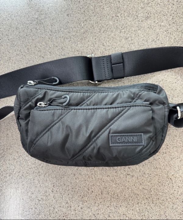 ●Ganni● Quilted Recycle Tech Small Baguette Shoulder Bag B MUSINSA | GANNI Quilting Recycle Tech Small Baguette