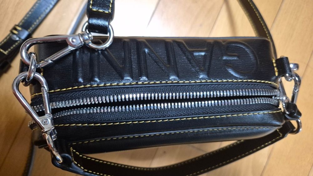 MUSINSA | GANNI Mini Banner Logo Embossed Shoulder Bag