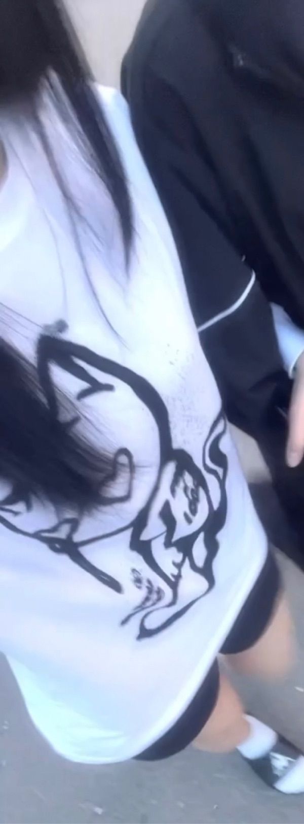 ◆ITZAVIBE◆ LOVE CRYING CAT LONG SLEEVE BLACK IBA23UT15BK IBA23UT15BK] LOVE CRYING CAT LONG SLEEVES - BLACK - ITZAVIBE