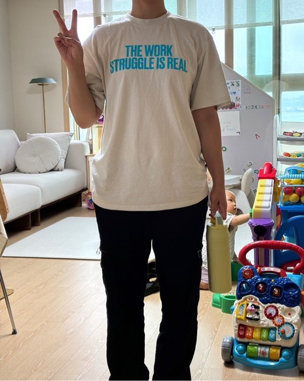 MUSINSA公式 | SCULPTOR Work Struggle Tee Dirty White