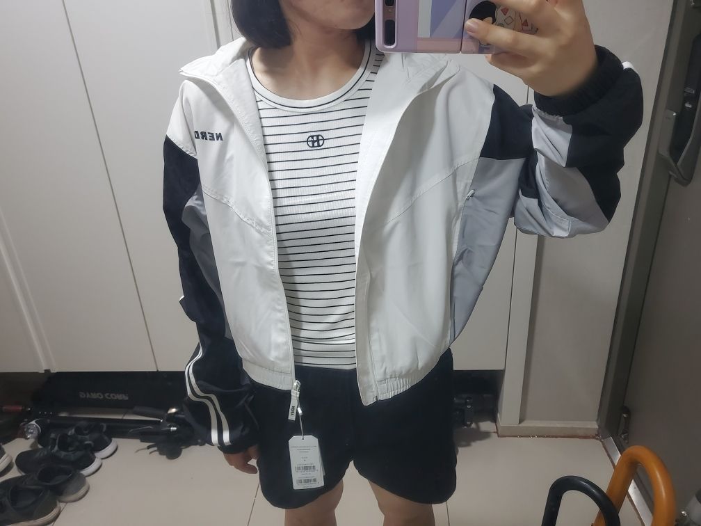 ★23SS新作★NERDY★Woman's Color Block Crop Windbreaker Set MUSINSA | NERDY Women's Color Block Crop Windbreaker Light
