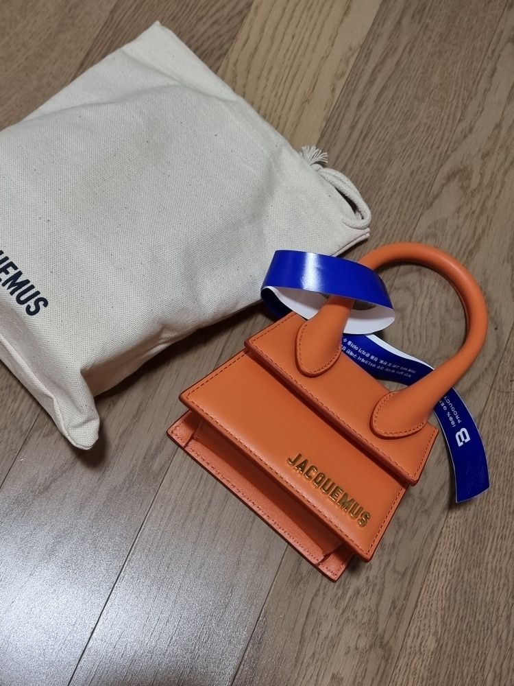 MUSINSA | JACQUEMUS Mini Le Chikito Shoulder Bag - Orange