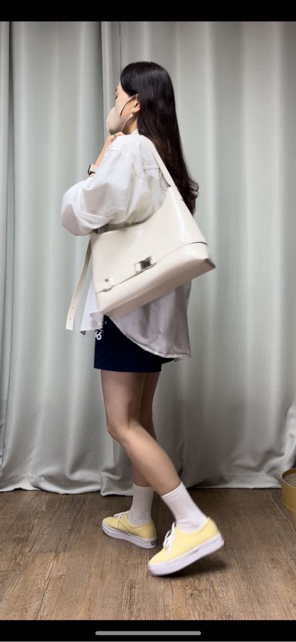 SQUARELINE Tuit tuit ショルダーバッグ 白