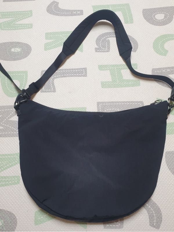 MUSINSA公式 | COVERNAT Cityflow Hobo Bag Black