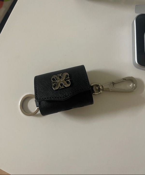 MUSINSA公式 | SATUR セッターキーリングレザーエアポットケースメット