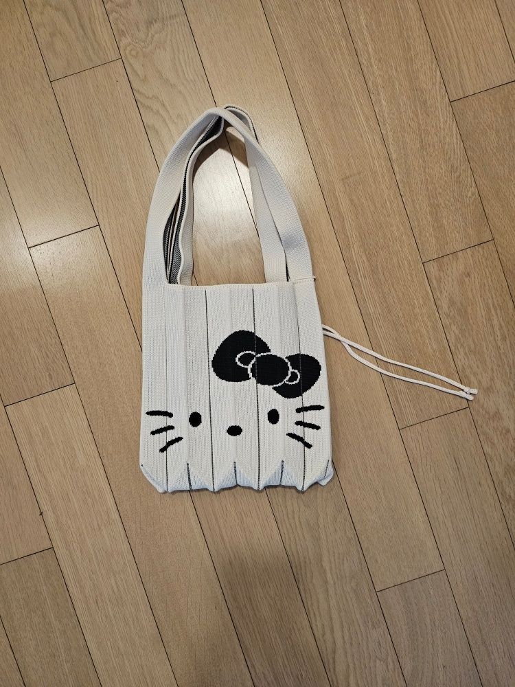 人気[JOSEPH&STACEY] LUCKY PLEATS KNIT XL HELLO KITTY VANILLA 人気[JOSEPH&STACEY] LUCKY PLEATS KNIT XL HELLO KITTY VANILLA