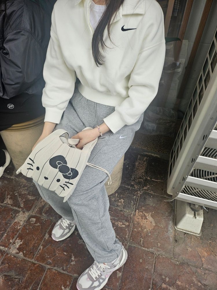 人気[JOSEPH&STACEY] LUCKY PLEATS KNIT XL HELLO KITTY VANILLA Lucky Pleats Knit S Hello Kitty Vanilla | JOSEPH AND STACEY