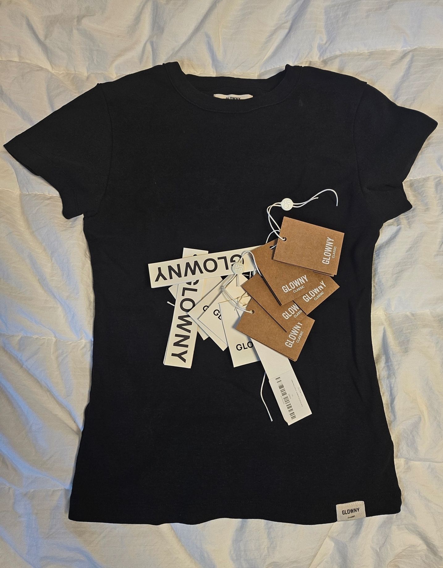 MUSINSA | GLOWNY G CLASSIC FITTED TEE (BLACK)