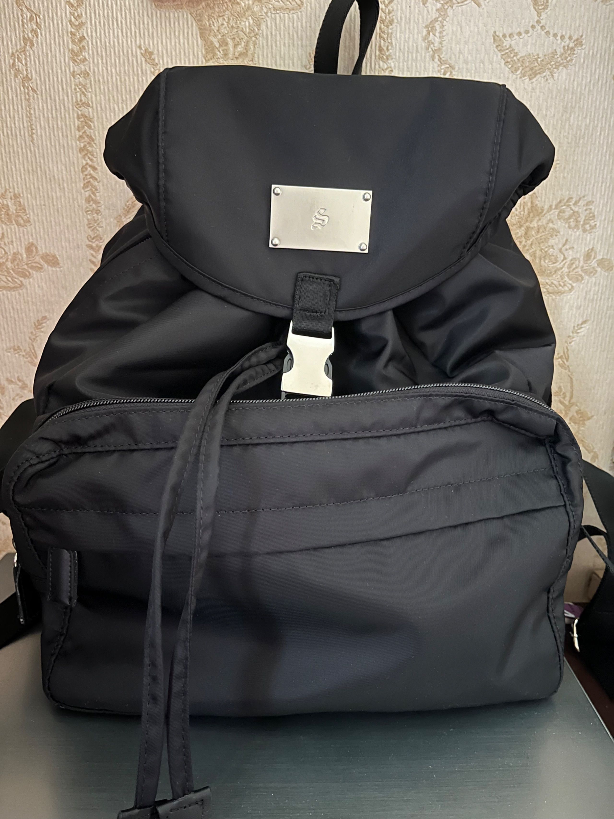 MUSINSA | SALAD BOWLS SYMBOL NYLON SMALL BACKPACK