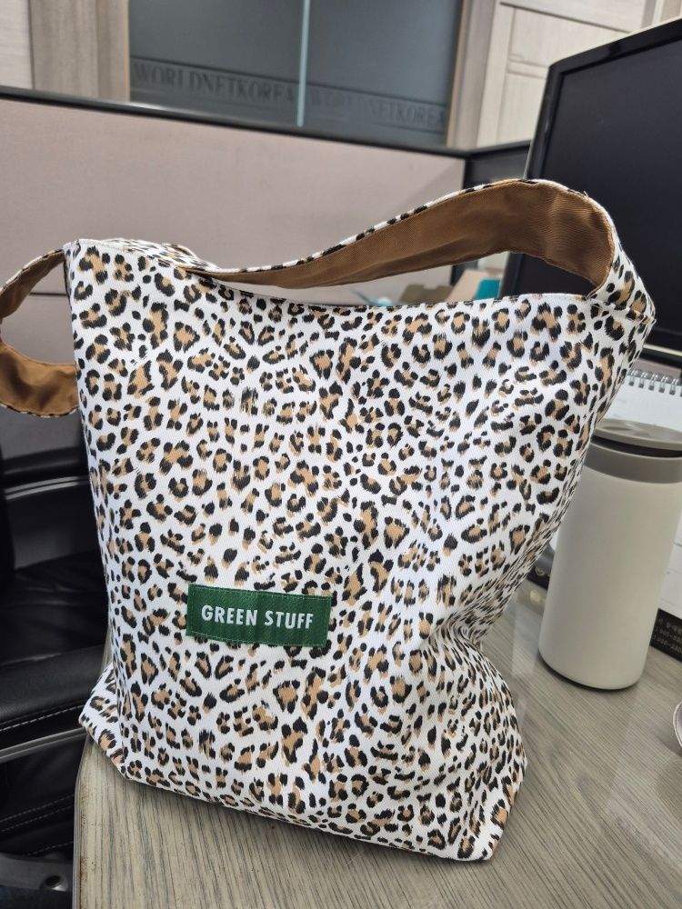 ショルダーバッグ・ポシェット GREEN STUFF Simple shopper bag 62 leopard print ivory S MUSINSA | GREEN STUFF seem full bag 62 - leopard ivory