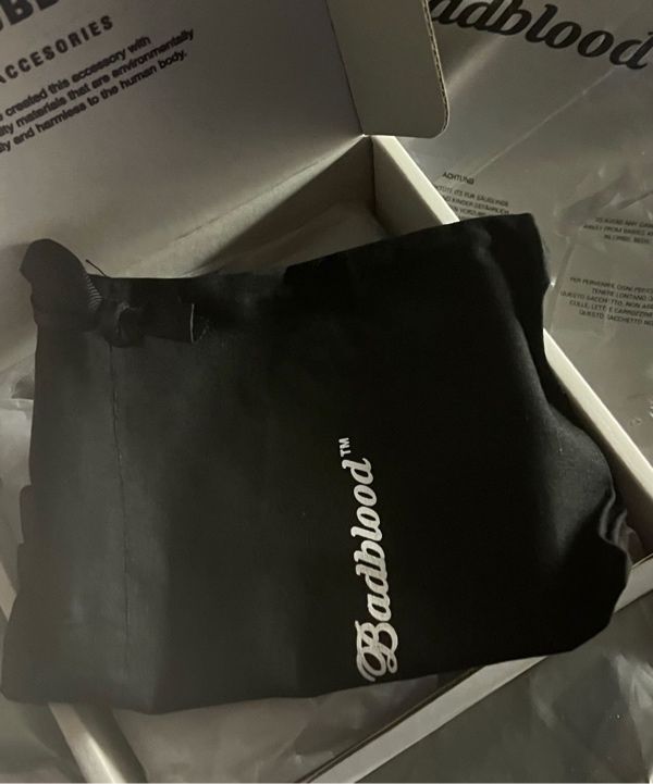 【BADBLOOD】(関税/送料無料) elips Symbol chain wallet MUSINSA公式 | BADBLOOD Ellipse Symbol Chain Wallet - Silver