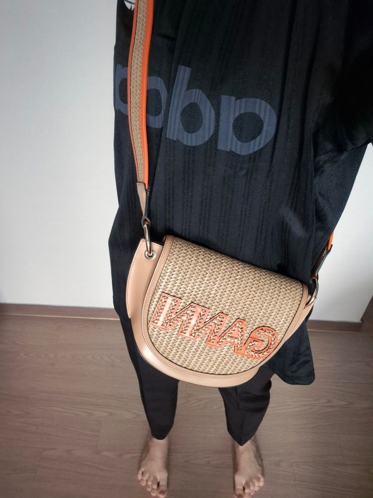 MUSINSA | GANNI Banner Saddle Rafia Crossbag - Beige / A4737895