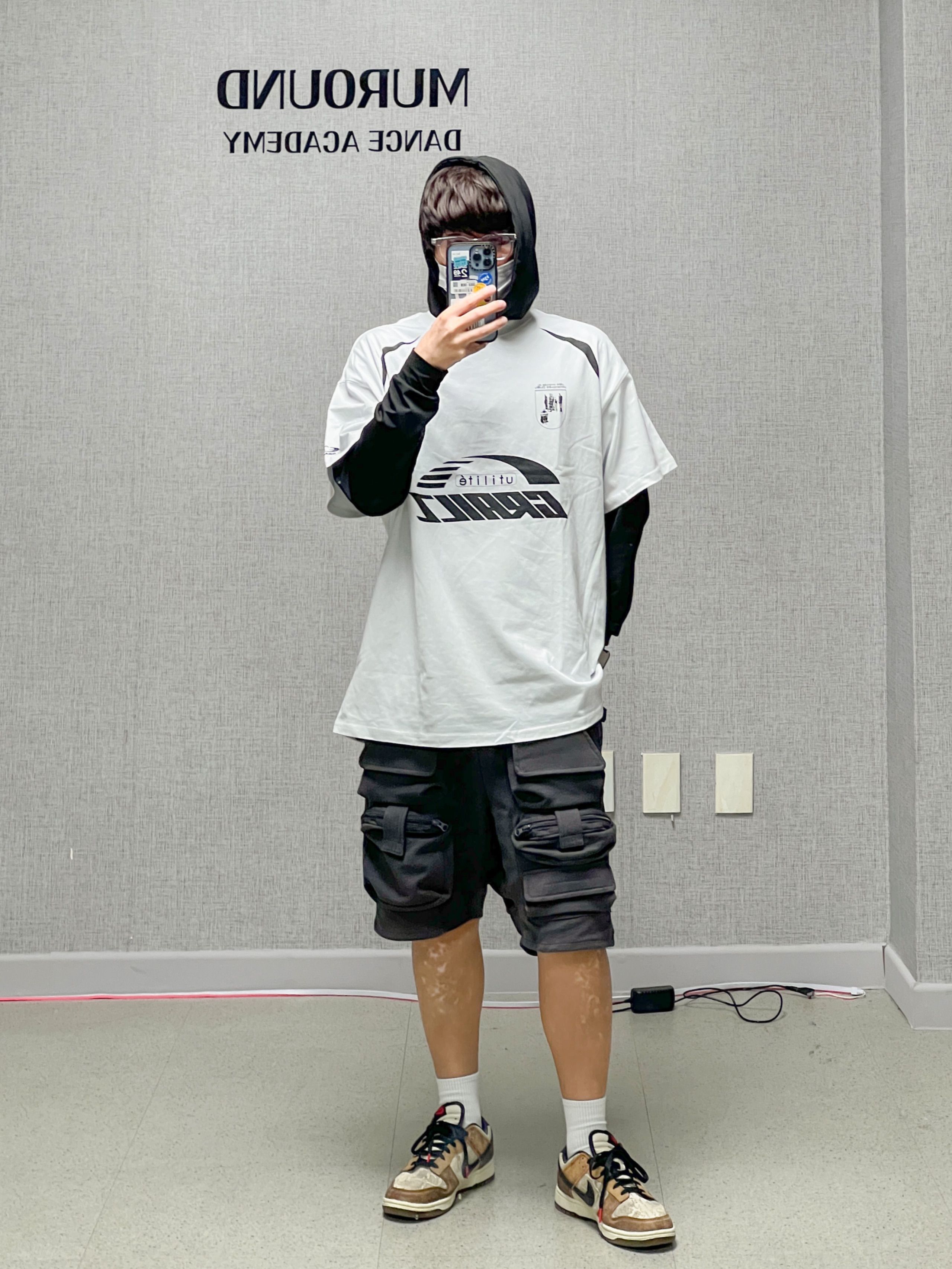 ★人気★【GRAILZ】★INDUSTRIAL BLOKECORE GRAPHIC T-SHIR.T★ Buy Grailz Industrial Blokecore Graphic Tee Black Online in