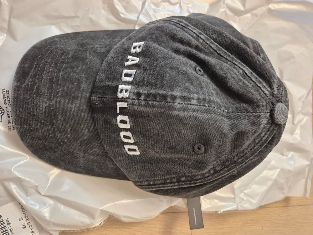 MUSINSA | BADBLOOD Vintage Logo Ball Cap - Brown