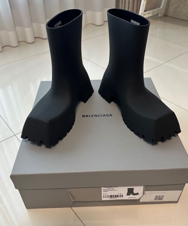 MUSINSA | BALENCIAGA Trooper Rubber Boots - Black / 680660W0FO81000