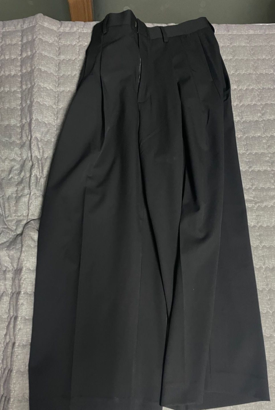 【2plan】Wingle two tuck wide slacks 2plan】Wingle two tuck wide slacks Designer fashion, Seoul
