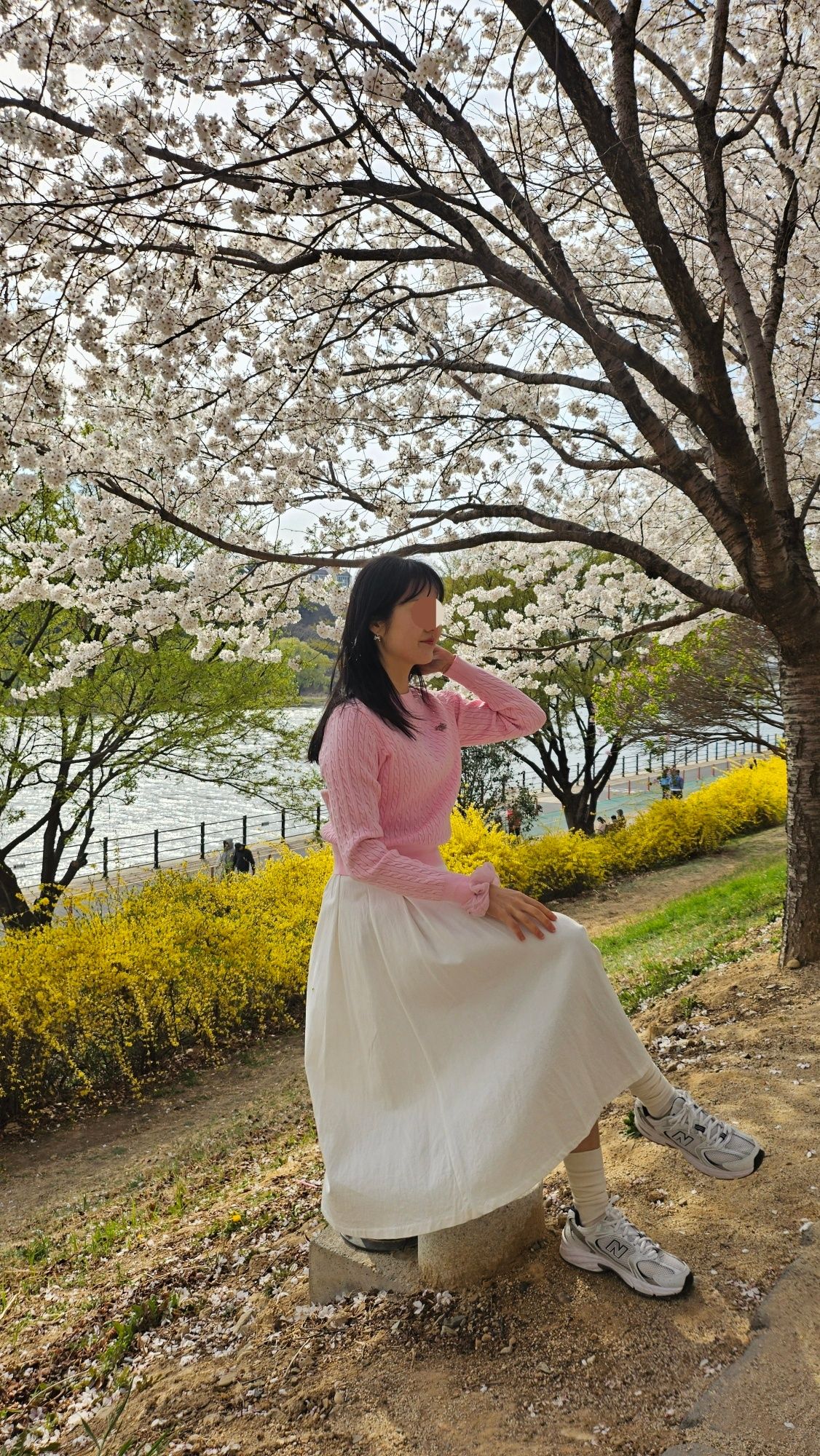 MUSINSA | TATIANA (Silver 925) Sweet Ribbon Hoop Earrings EC3028